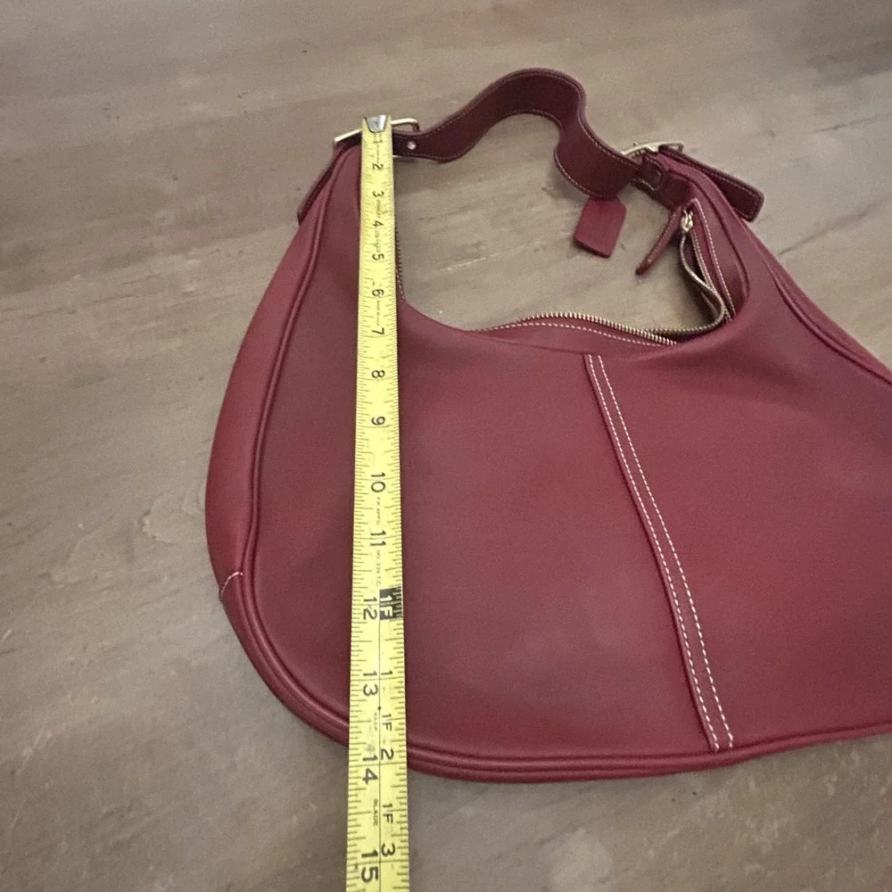 Coach Legacy Zoey Hobo Bag Womens Large Red Leather Zip Top Shoulder Purse 9591